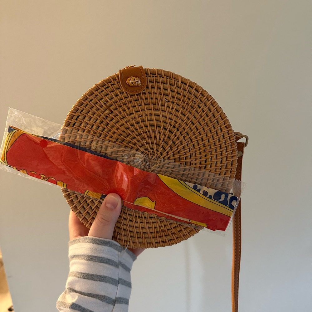 NWOT Handmade Rattan Bag - Picture 4 of 4